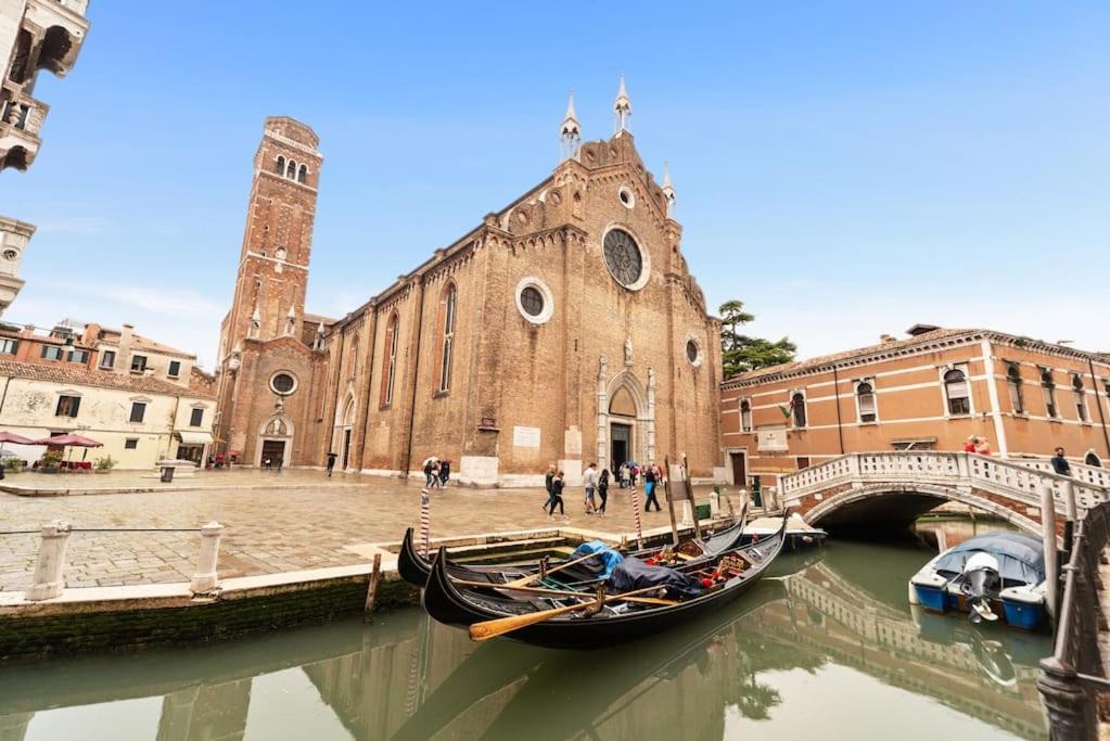 Stin House Basilica Dei Frari Apartman Velence Kültér fotó